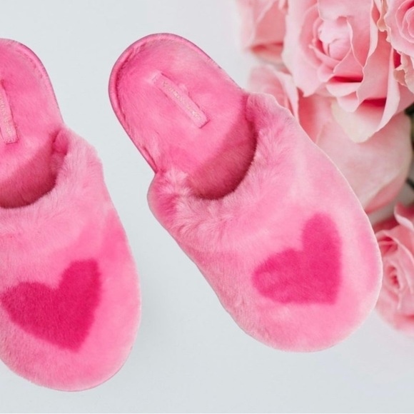 NEW XL (TALL) VICTORIA'S SECRET Hearts Hollywood Pink Satin Pajama and slipper - Picture 9 of 10